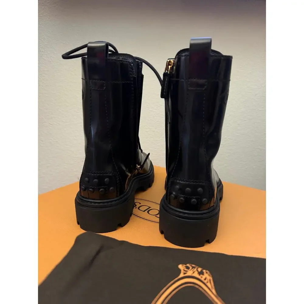 New in box Tods ankle combat boots sz 5.5 LEATHER block heel
